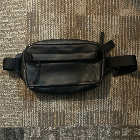 Coach Men’s Edge Belt Bag - Picture 1 of 8
